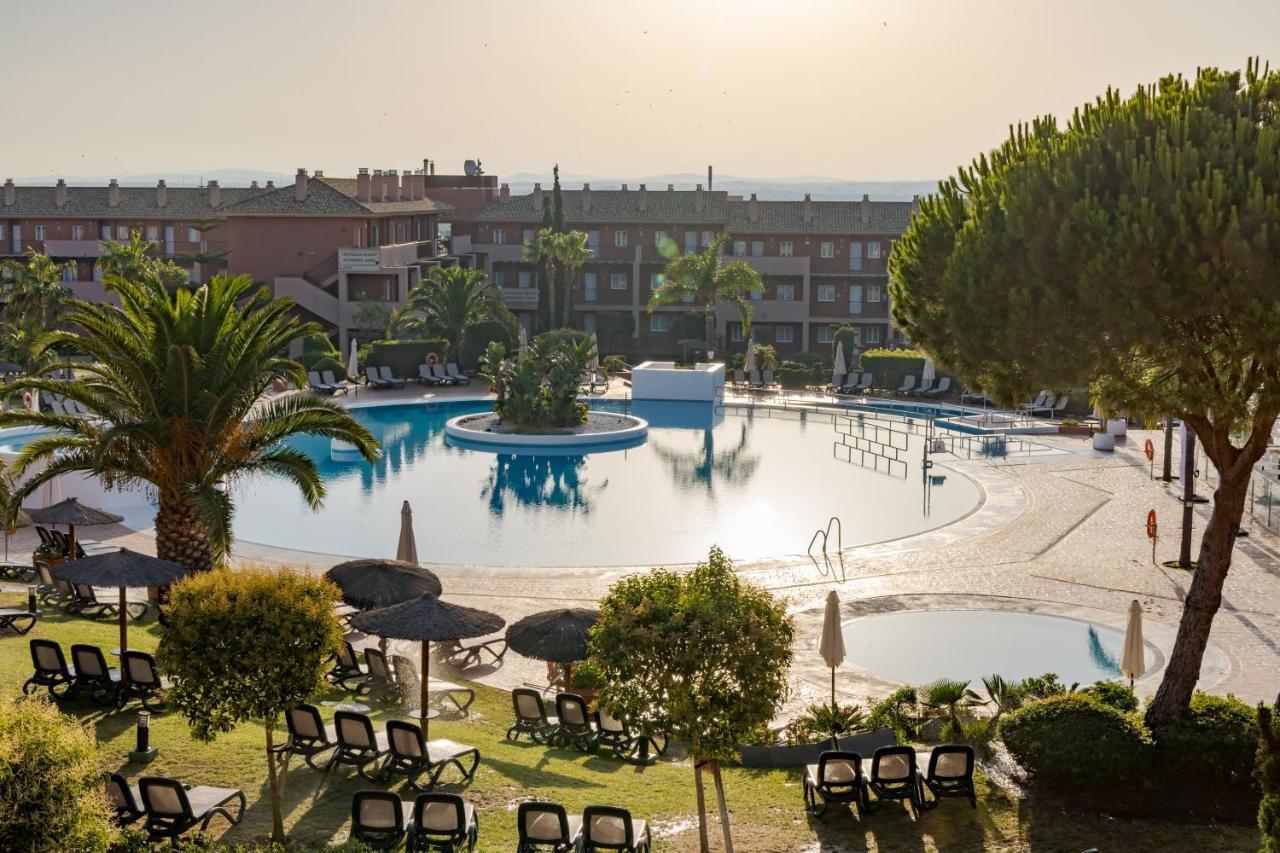 Apartahotel Ilunion Sancti Petri 4*