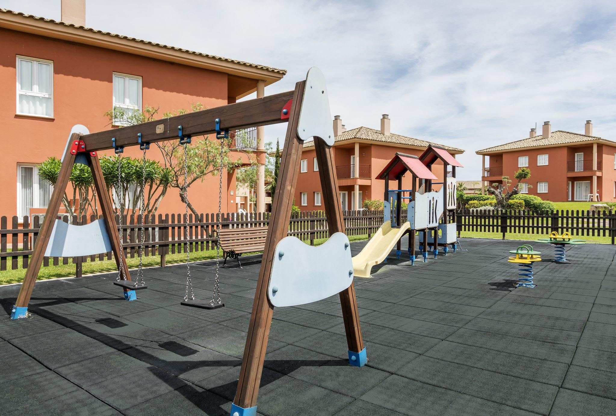 Ilunion Sancti Petri Aparthotel