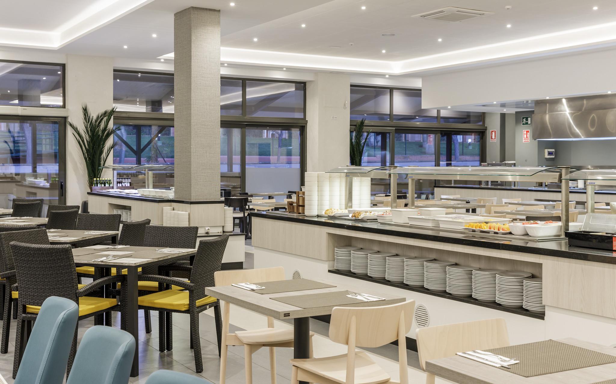 Aparthotel Ilunion Sancti Petri